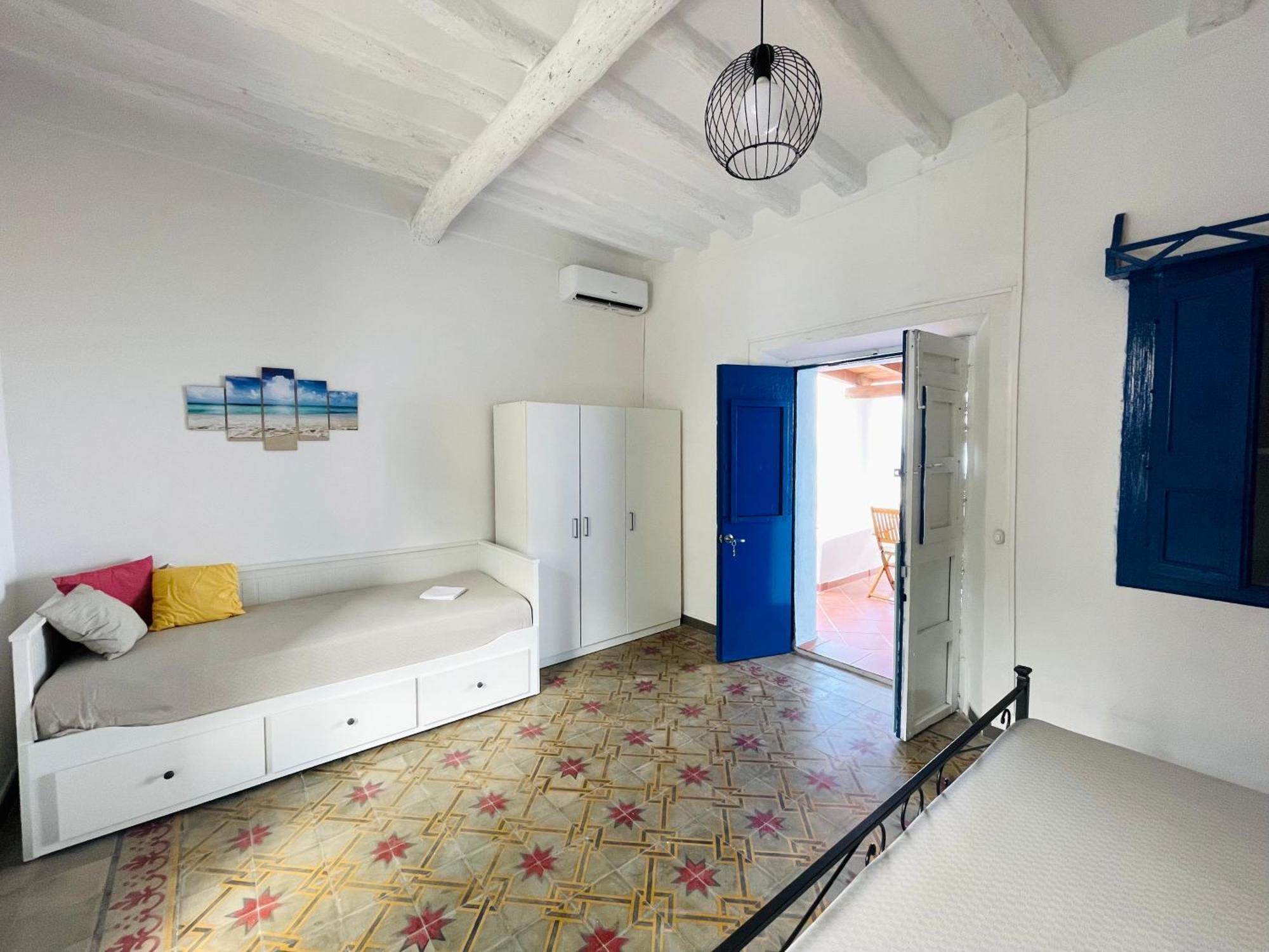 Villa Margherita - Appartamenti A Due Passi Dal Corso Di Santa Marina Salina A 100 Mt Dalla Spiaggia Exterior photo